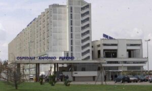 L_ospedale_Perrino_di_Brindisi-1661236700125.jpg--un_infermiera_sola_su_tre_reparti__accade_a_brindisi