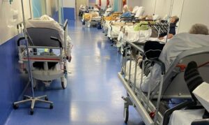 caos-pronto-soccorso-in-toscana-i-medici-pronti-a-dimetterci-in-massa-la-regione-intensificheremo-nostro-impegno