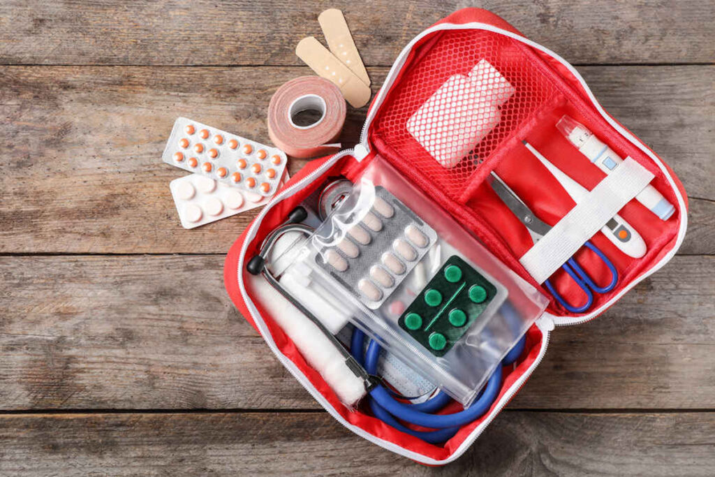 La salute non va in vacanza: ecco i prodotti self care indispensabili da mettere in valigia