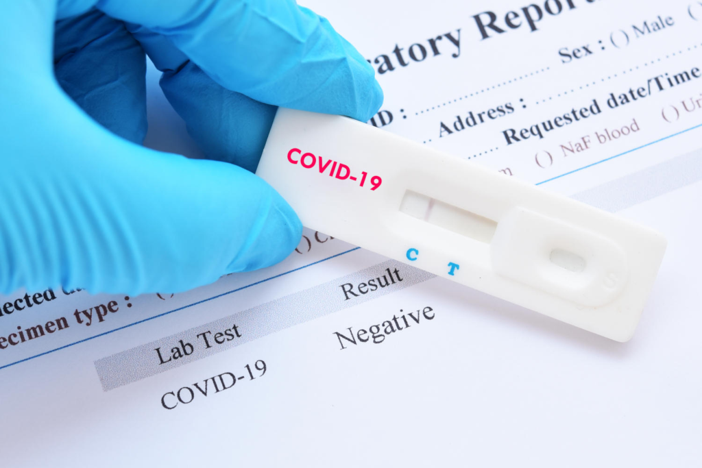 Covid-19 in Puglia: leggero aumento dei contagi, in arrivo nuovi vaccini